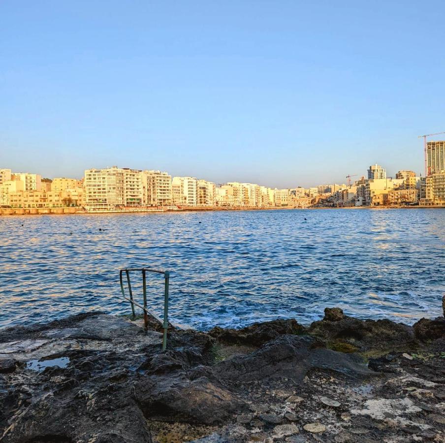 דירות סליאמה Kensington By Shmoo - 1 Minute To The Sea מראה חיצוני תמונה