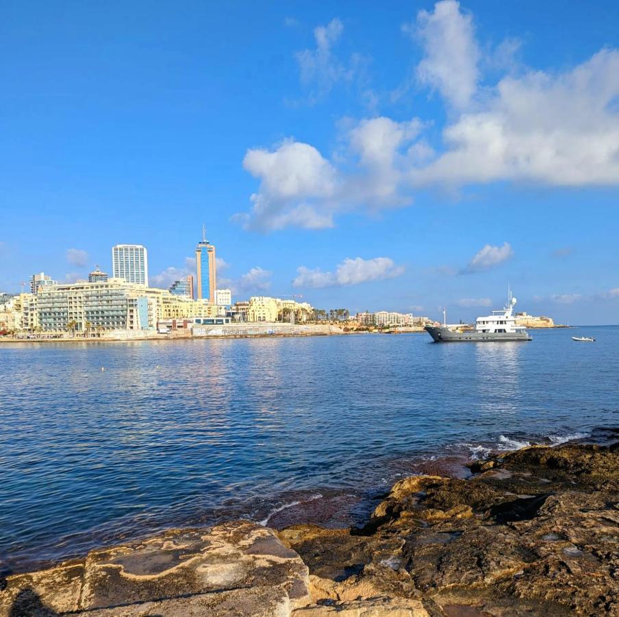 דירות סליאמה Kensington By Shmoo - 1 Minute To The Sea מראה חיצוני תמונה